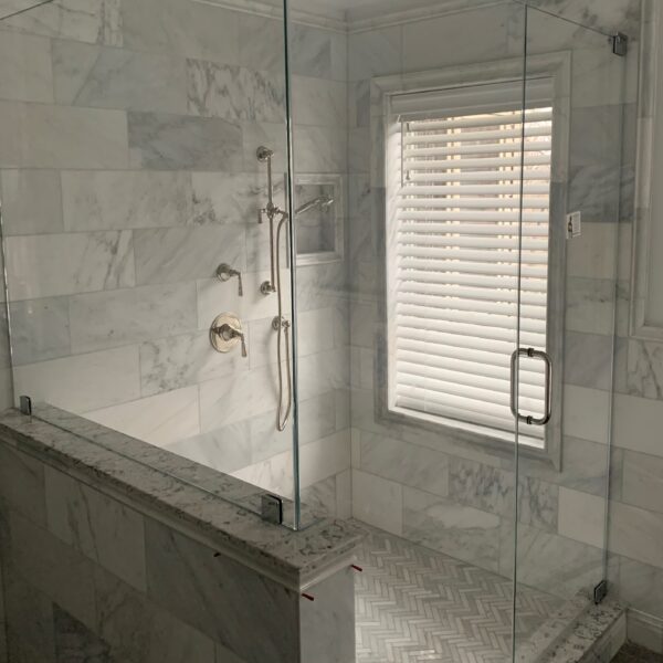 https://northernecomechanical.com/wp-content/uploads/2021/08/2-Bath-Remodel-Shower-600x600.jpg